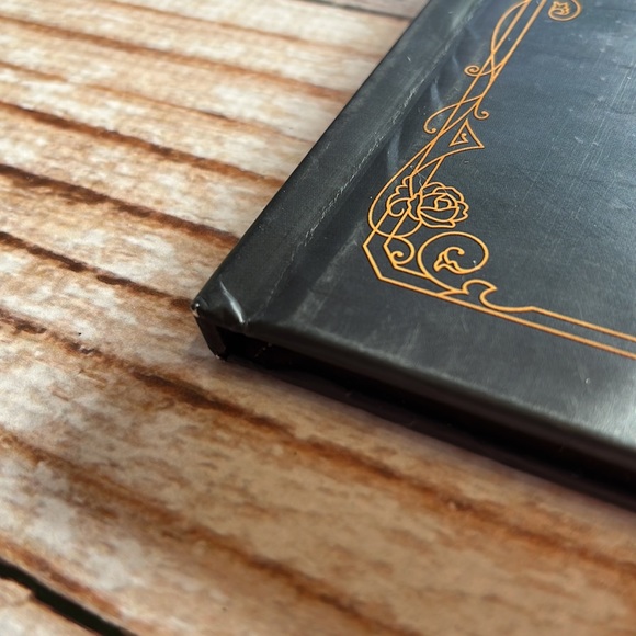 Beauty And The Beast Sing Along Story Book 2017 - Picture 2 of 11